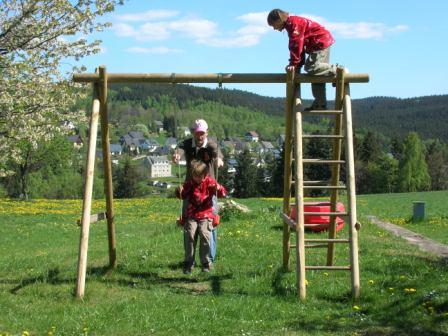 Terrasse, Schaukel, Buddelkasten